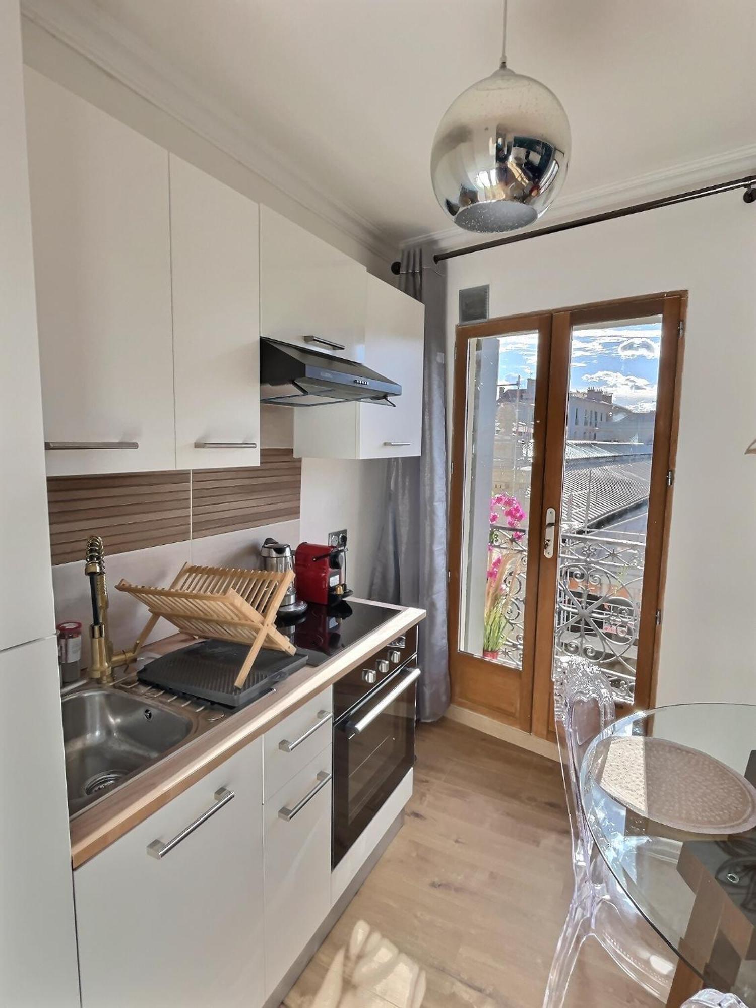 Appartement De Charme Avec Balcon Au Pied Des Commerces Béziers Extérieur photo